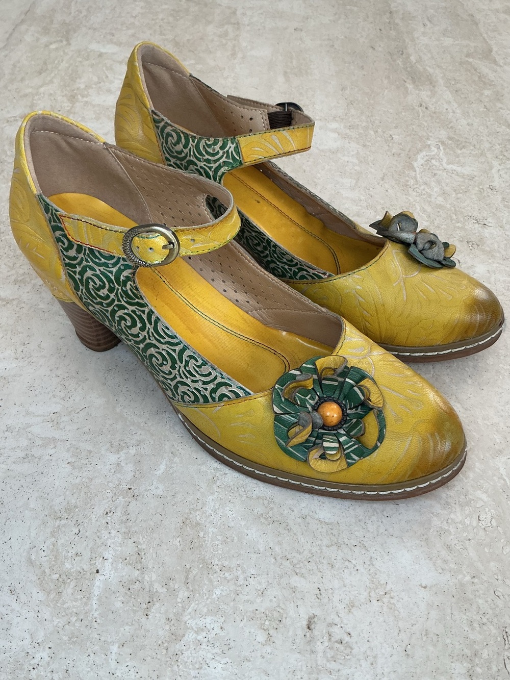 Socofy Floral Mary Jane Heels - Size 40